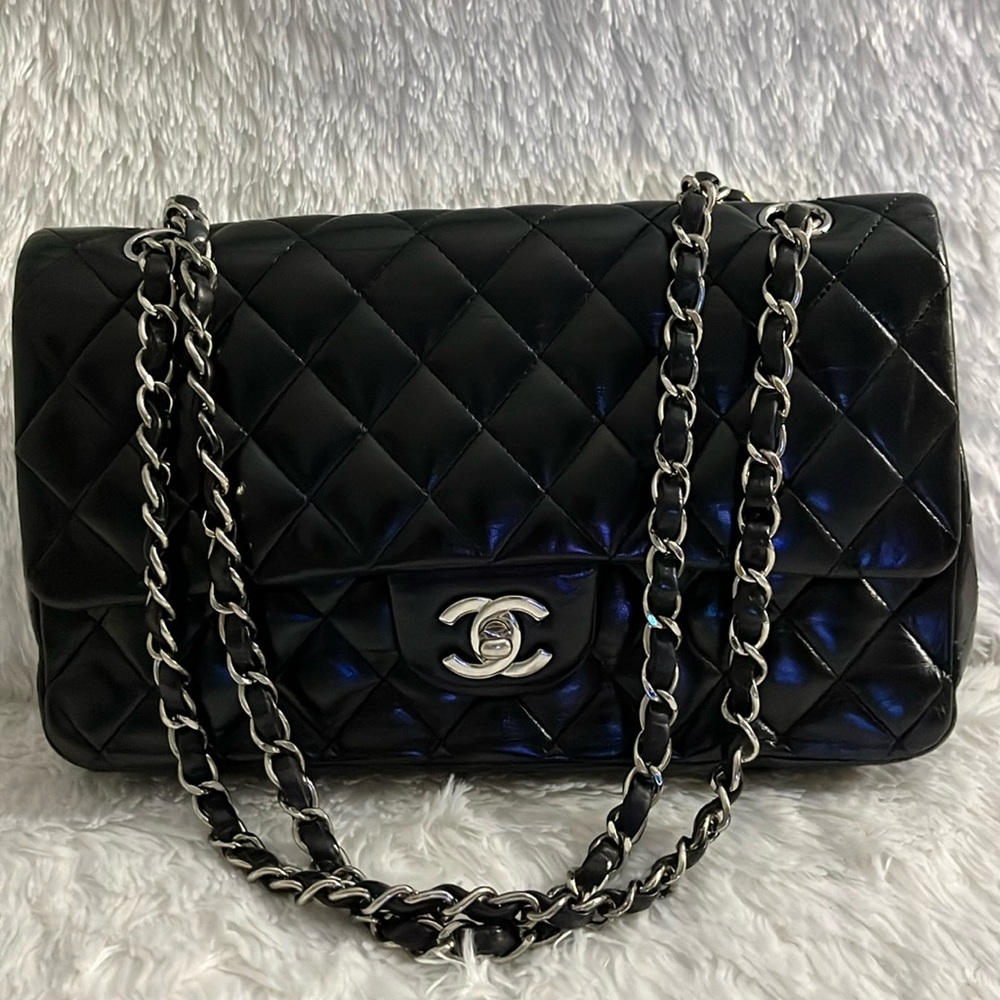 Authentic Preloved Chanel medium size double flap quilted glazed calf skin bag